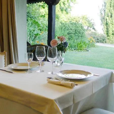 Lalisea Country house